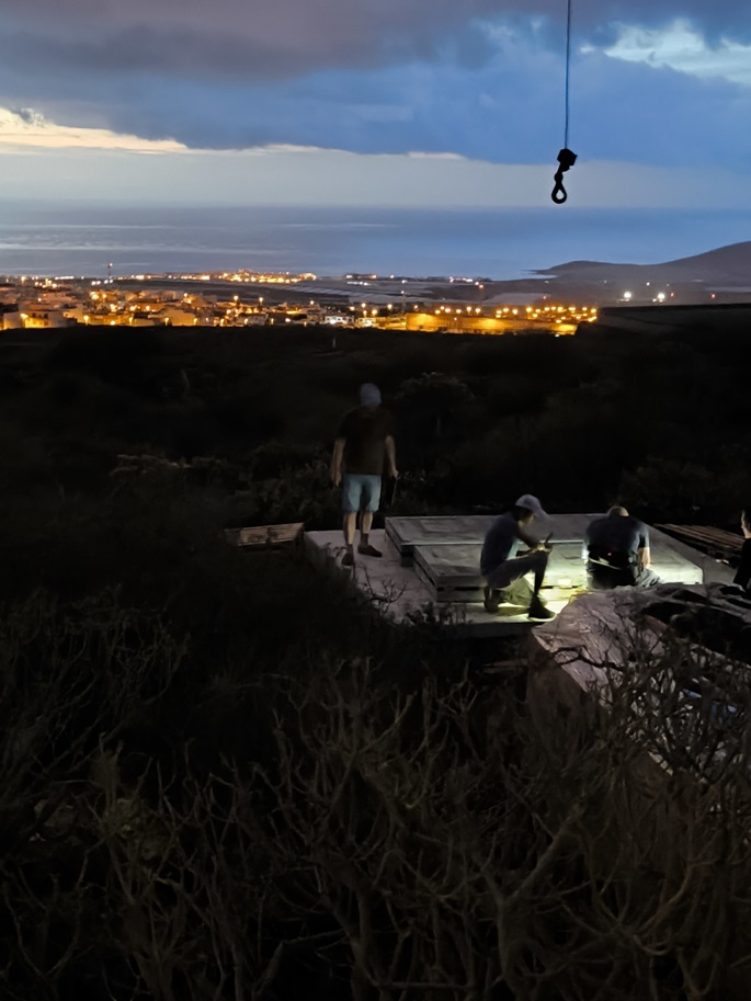 pohlmann.art-aufbau skulptur-san isidro-teneriffa-morgens